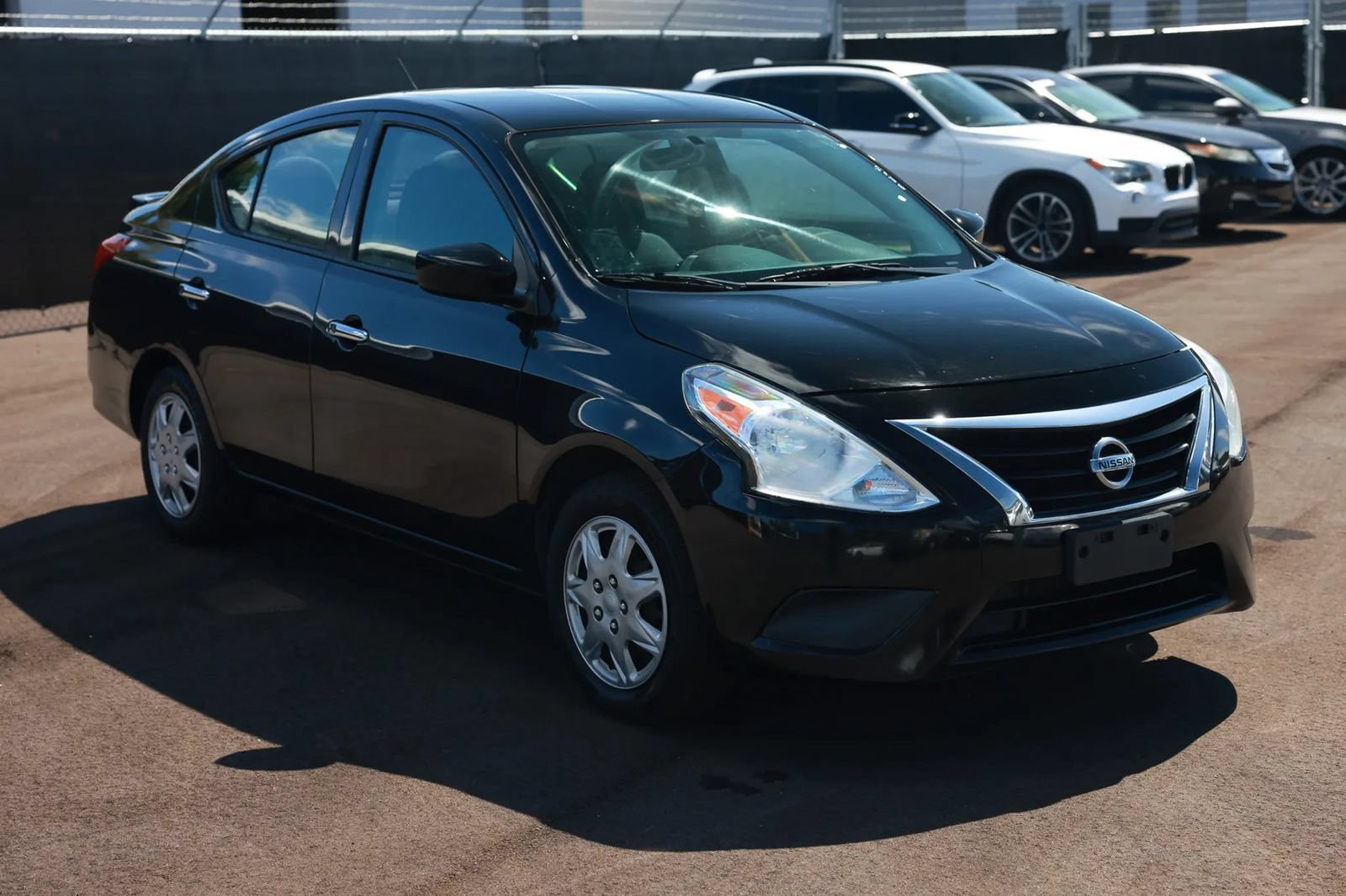 Used 2019 Nissan Versa SV FWD image 8