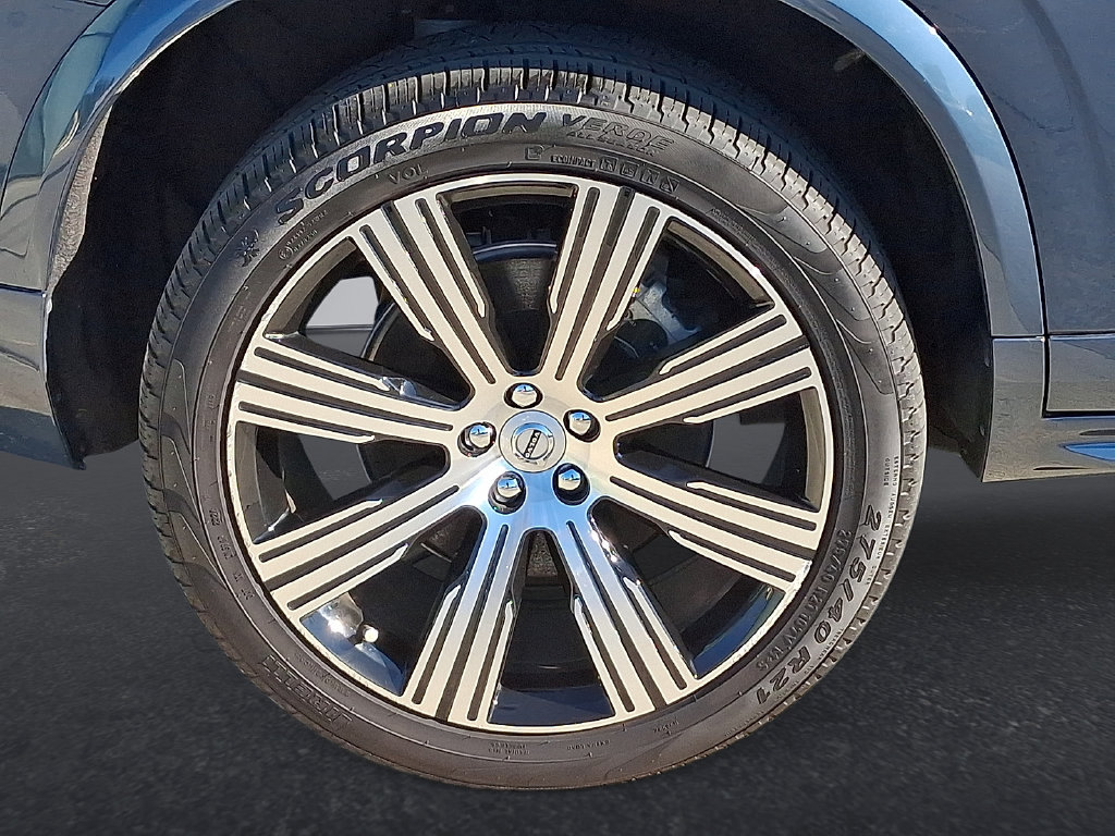 Certified 2025 Volvo XC90 T8 Ultra w/ Protection Package Premier AWD/4WD image 33