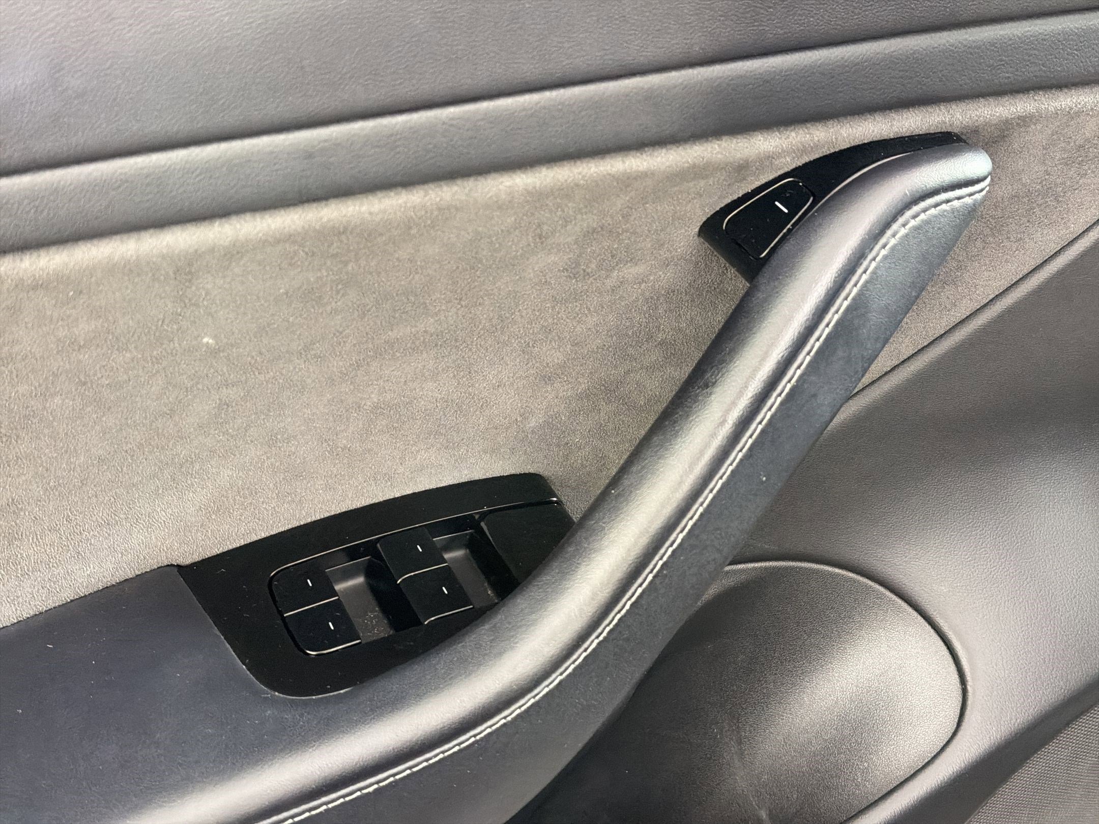 Used 2018 Tesla Model 3 Long Range AWD/4WD image 20