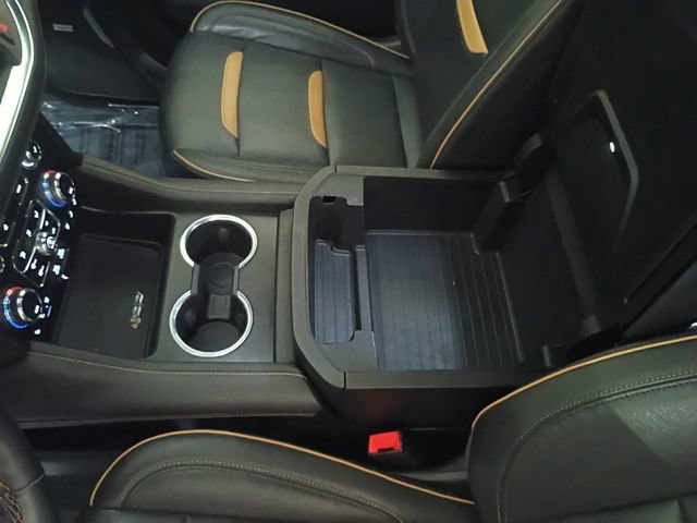 Used 2023 GMC Yukon XL AT4 AWD/4WD image 19