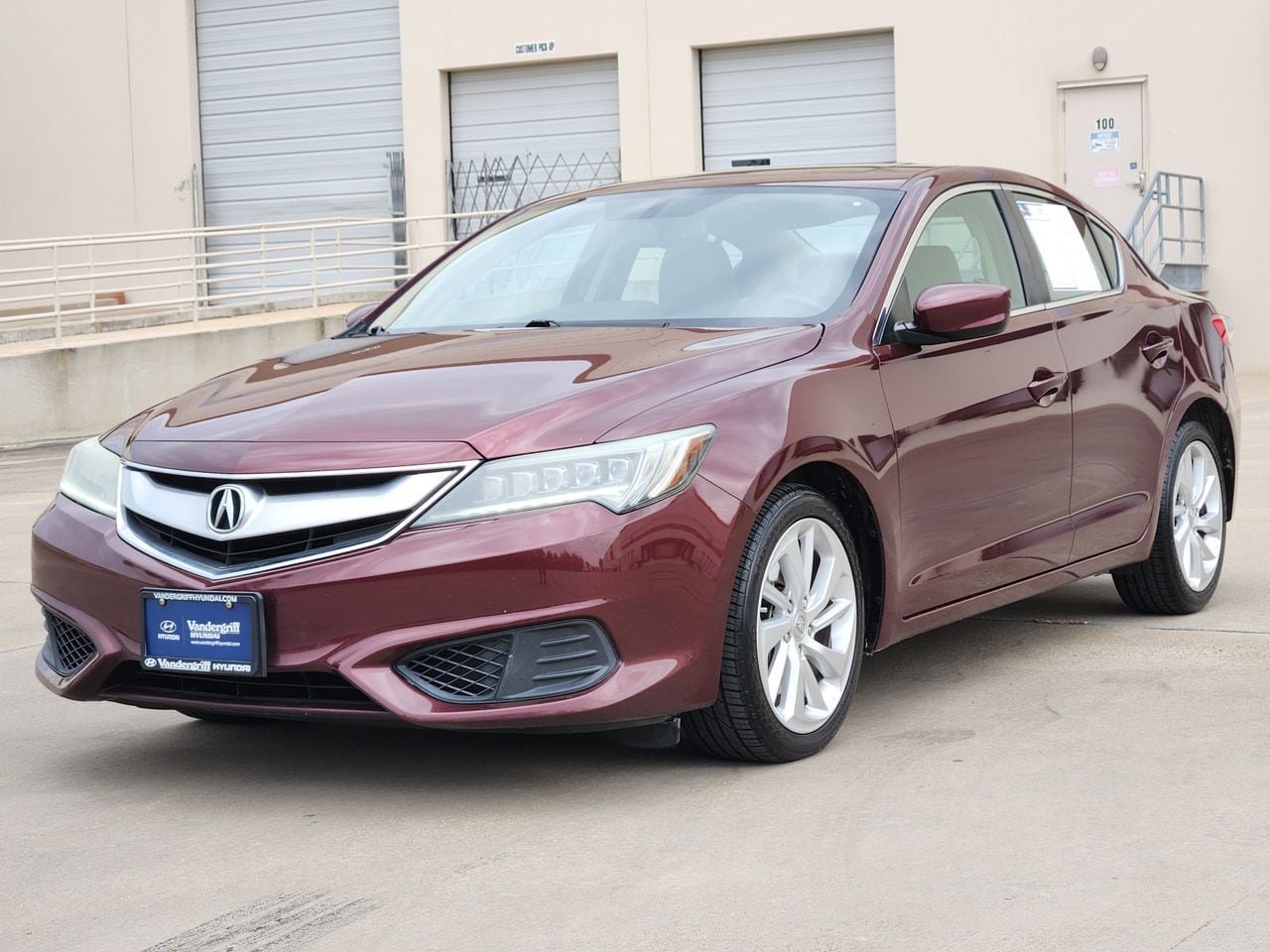 Used 2016 Acura ILX w/ Technology Plus Package FWD image 2