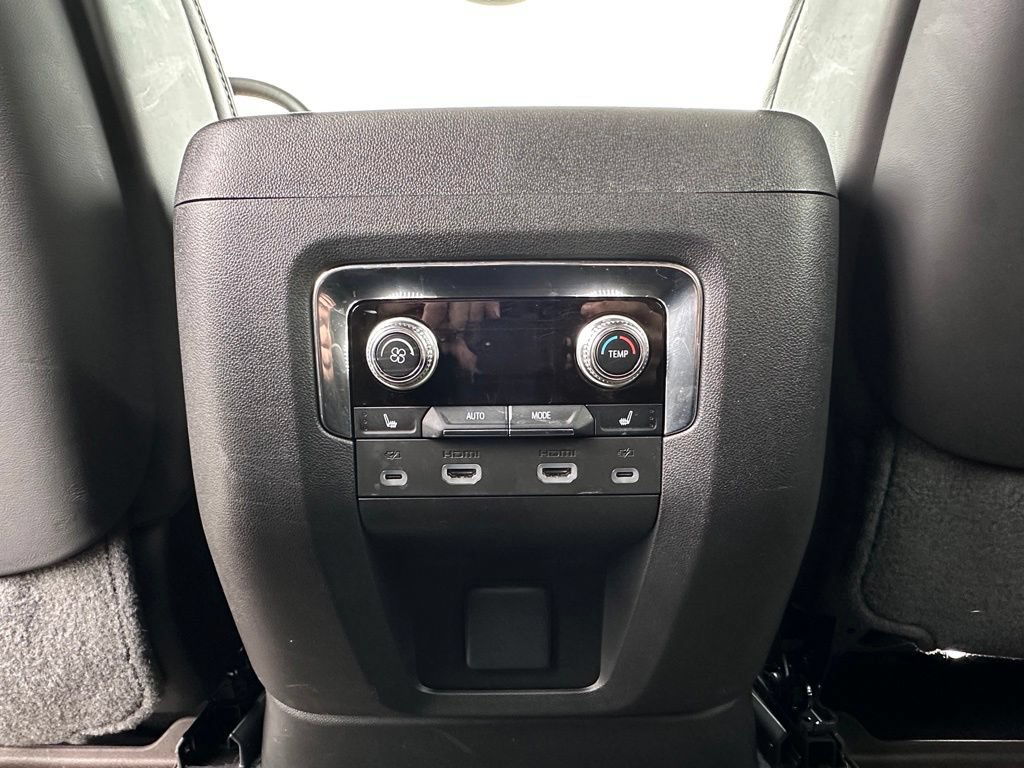 Certified 2023 GMC Yukon Denali Ultimate AWD/4WD image 29