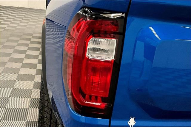 Used 2023 GMC Canyon Elevation w/ Elevation Premium Package image 35