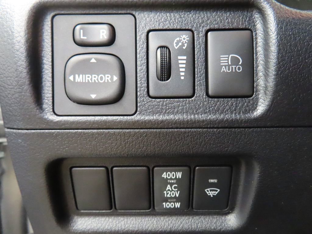 Used 2024 Toyota 4Runner SR5 Premium w/ Moonroof Package AWD/4WD image 44