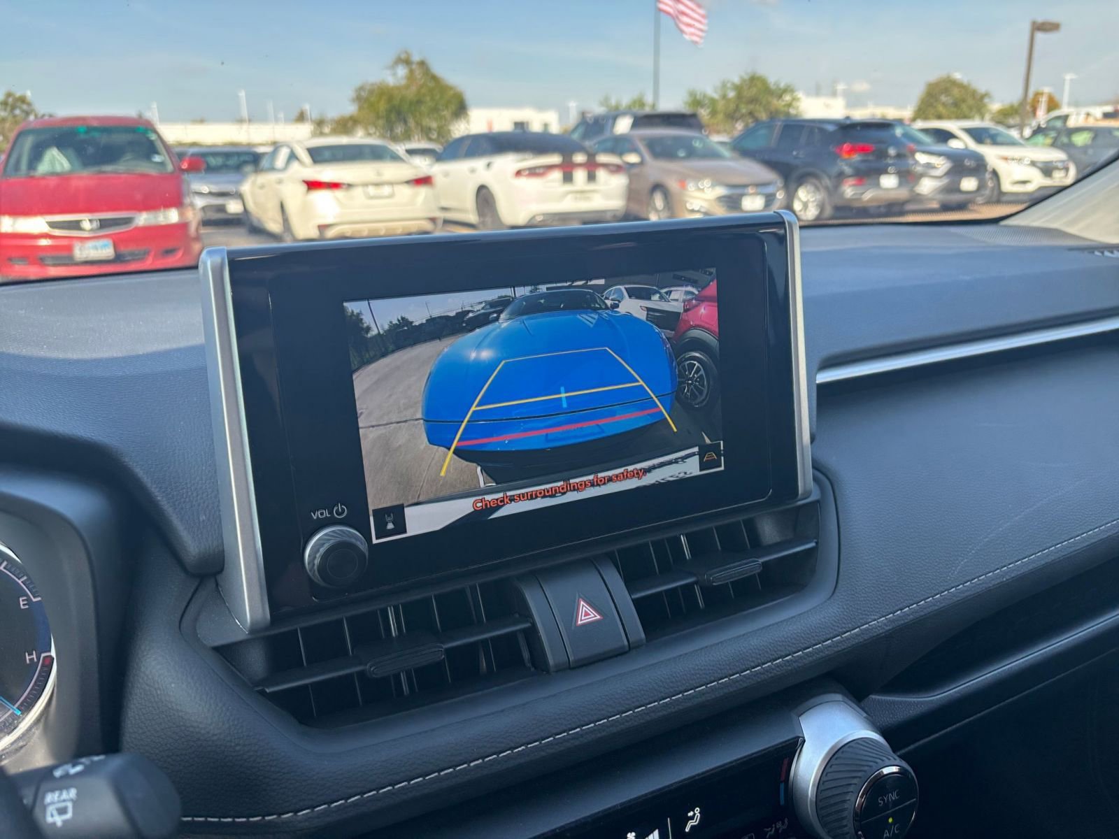 Used 2025 Toyota RAV4 LE image 17