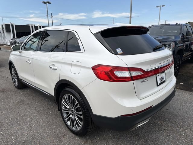 Used 2016 Lincoln MKX Reserve w/ Cargo Utility Package FWD image 9
