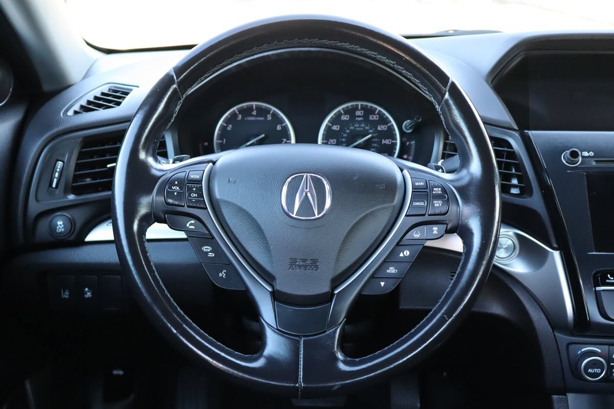 Used 2020 Acura ILX w/ Premium Package FWD image 18
