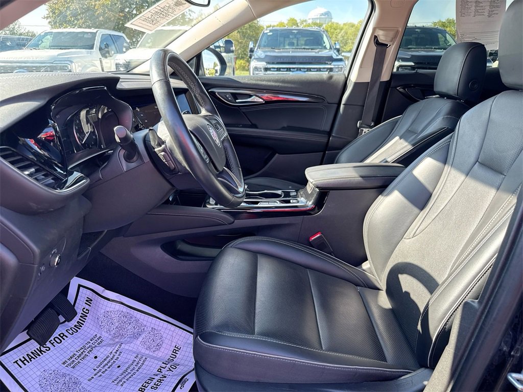 Used 2023 Buick Envision Essence image 18