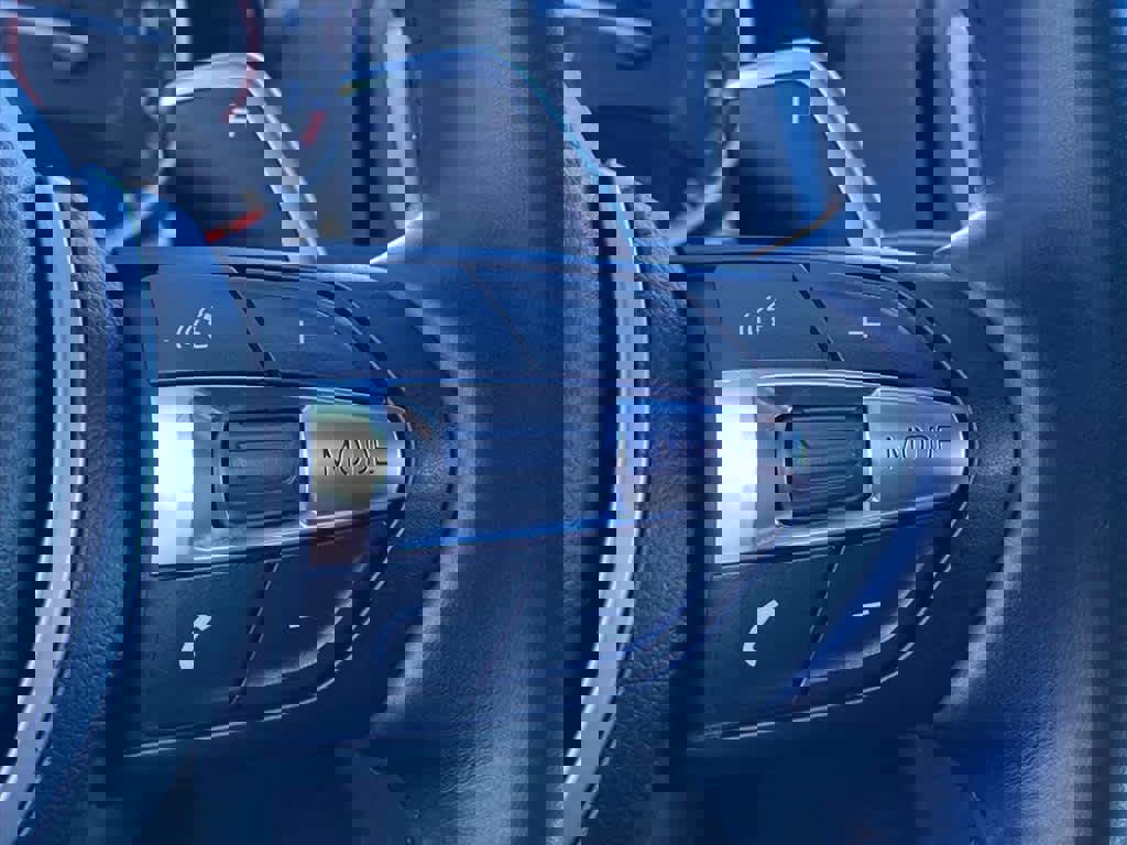 Used 2017 BMW 230i Coupe image 12