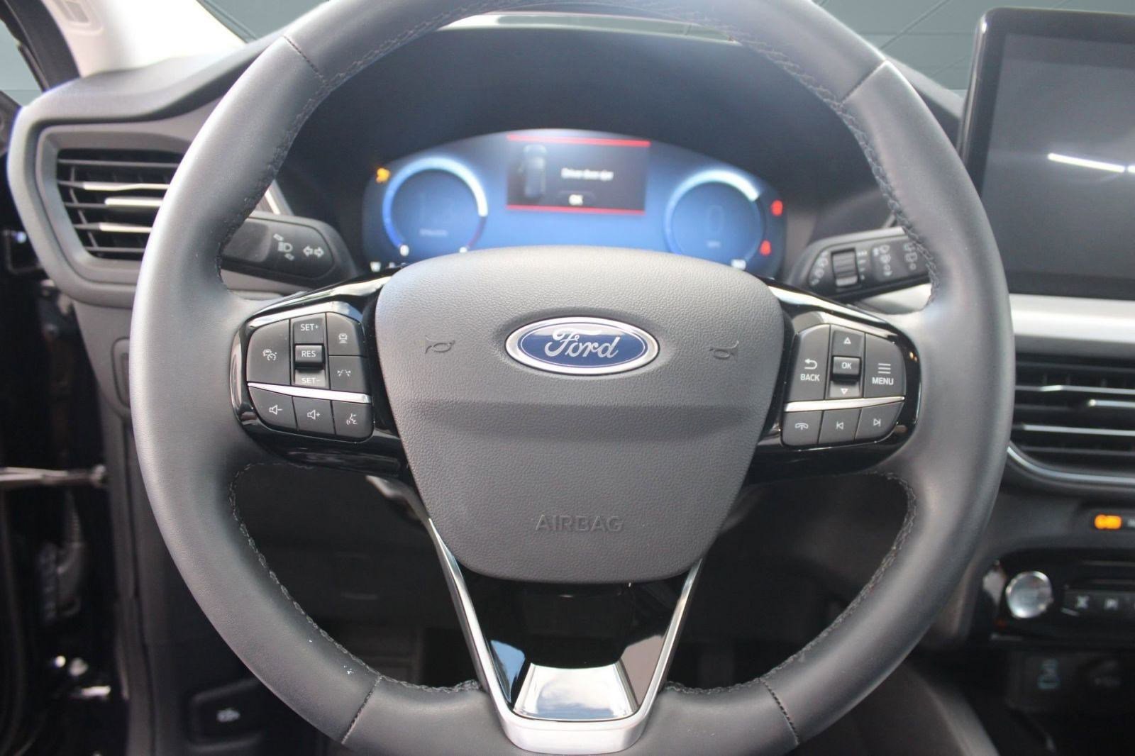 Used 2023 Ford Escape Platinum image 17