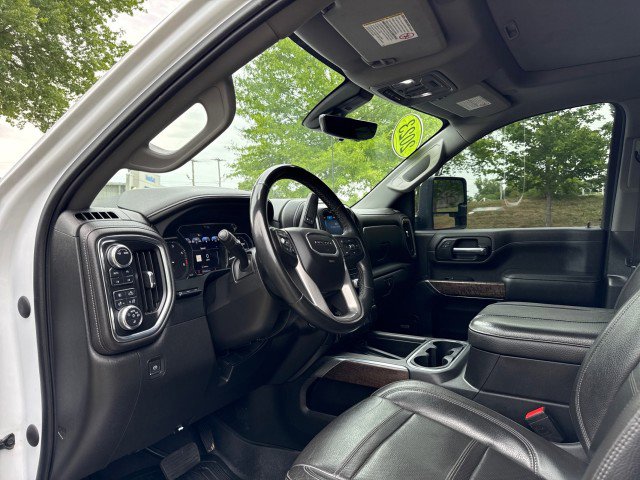 Used 2023 GMC Sierra 3500 Denali w/ Denali Ultimate Package AWD/4WD image 25