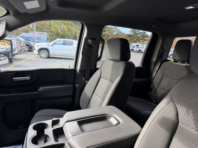 Used 2023 GMC Sierra 2500 Pro w/ Convenience Package image 10