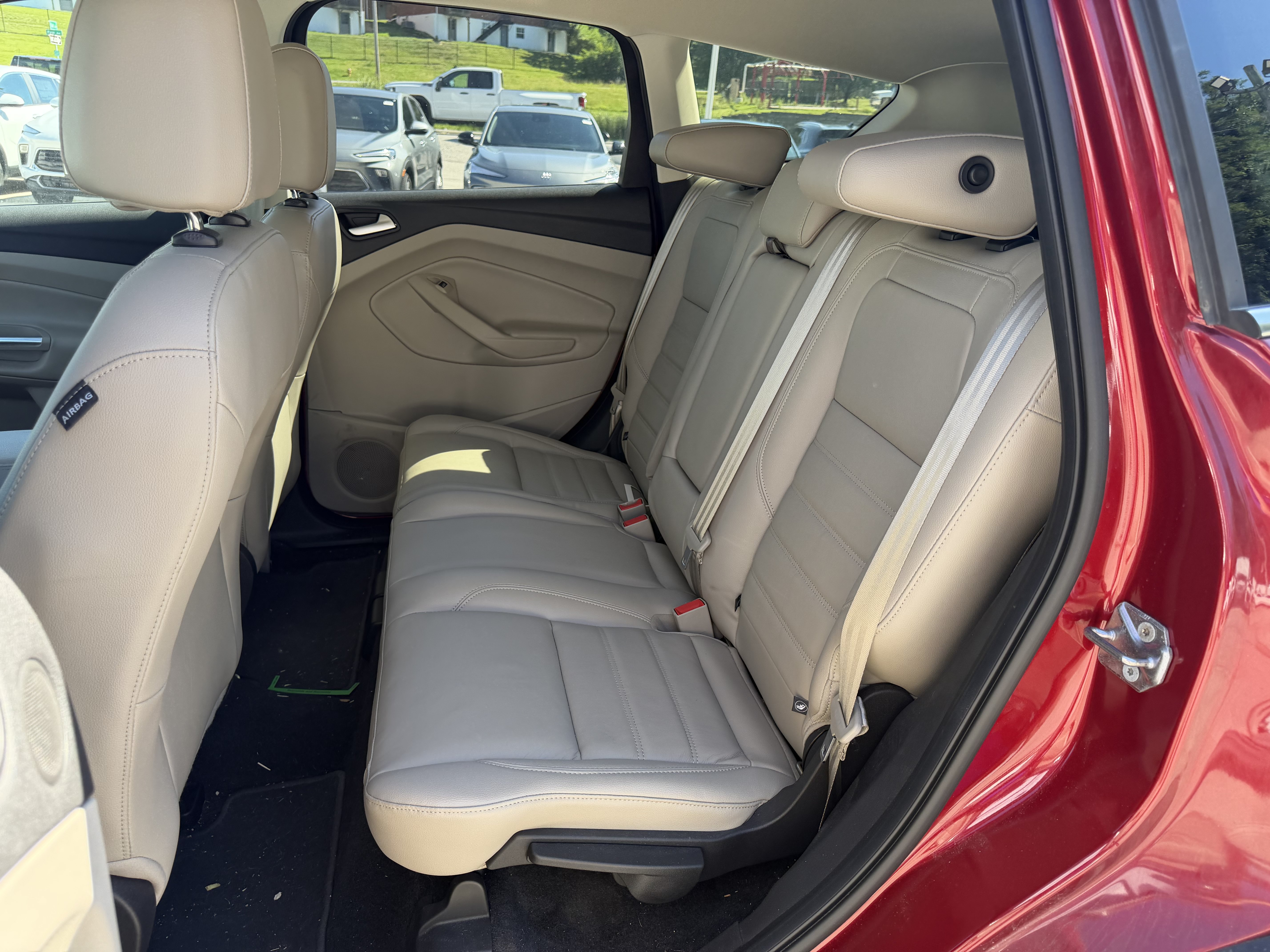 Used 2017 Ford Escape Titanium AWD/4WD image 13