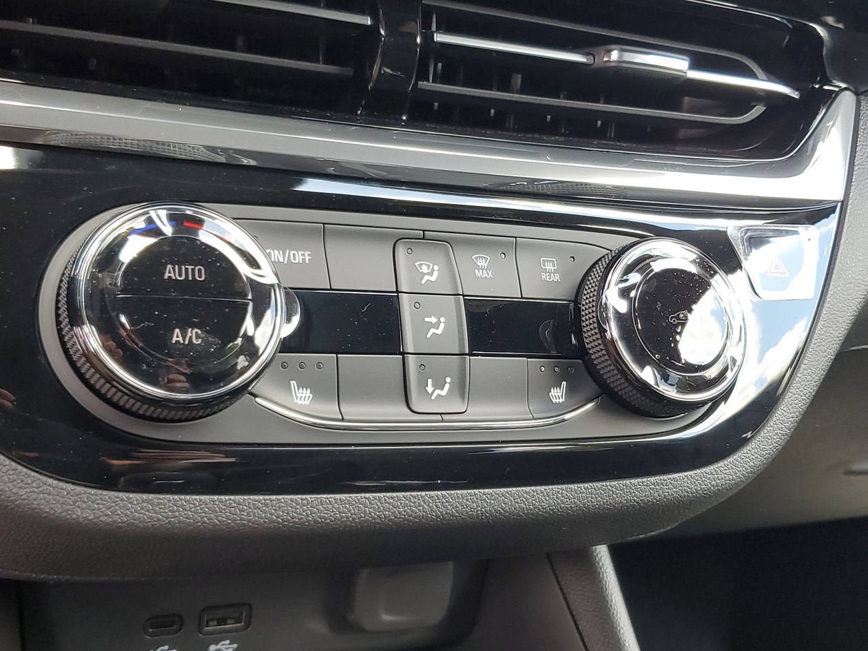 New 2026 Buick Envista Sport Touring w/ Convenience I Package FWD image 22