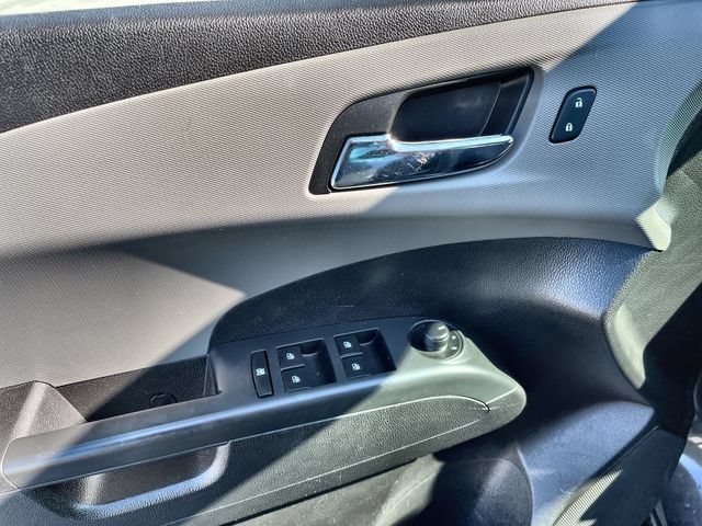Used 2015 Chevrolet Sonic LT FWD image 17