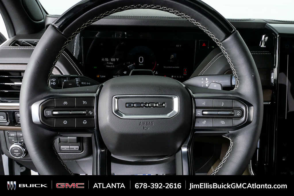 Used 2026 GMC Yukon Denali Ultimate image 9