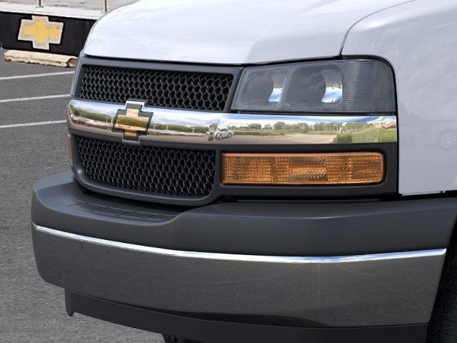 New 2025 Chevrolet Express 3500 w/ Power Convenience Package image 45