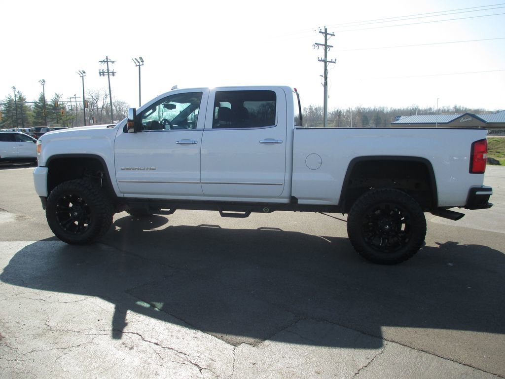Used 2016 GMC Sierra 2500 Denali image 10