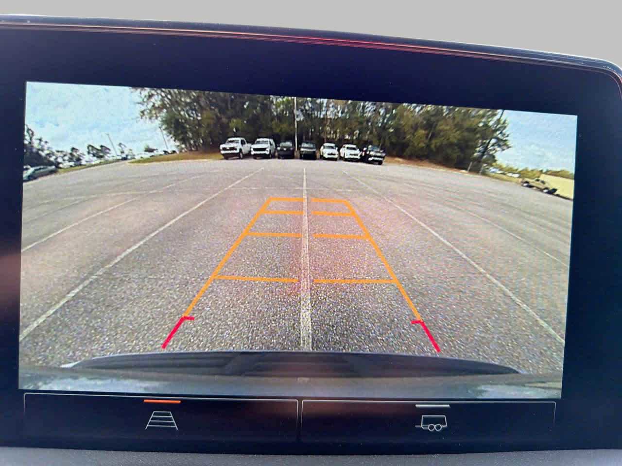 Used 2024 GMC Yukon SLT image 23