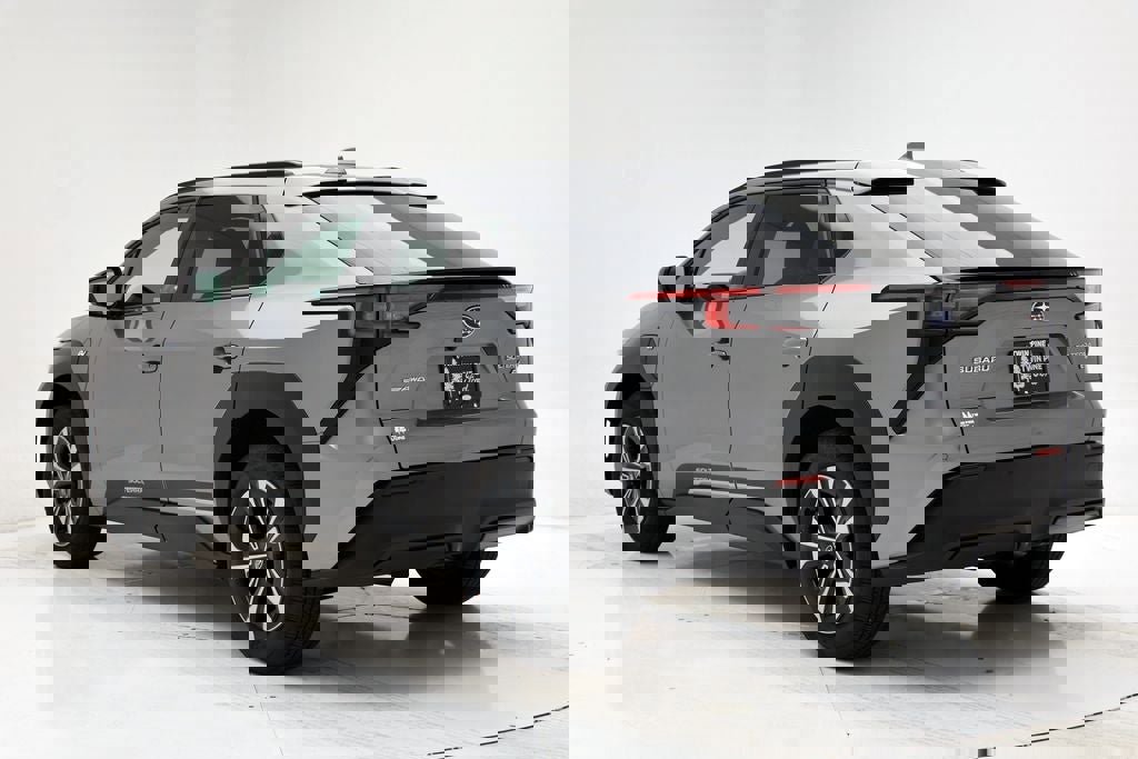 Used 2024 Subaru Solterra Premium image 6