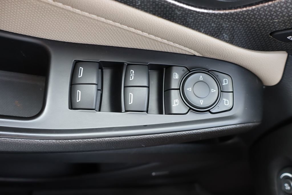 Used 2023 Chevrolet Traverse Premier w/ LPO, Floor Liner Package image 32