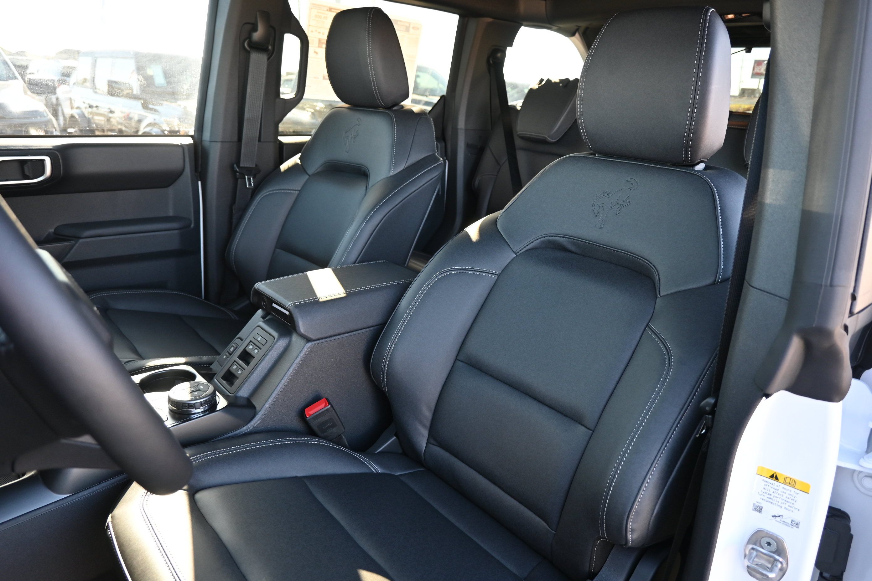New 2025 Ford Bronco Badlands AWD/4WD image 31
