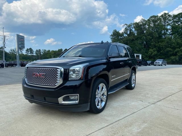 Used 2017 GMC Yukon Denali w/ Open Road Package AWD/4WD image 2