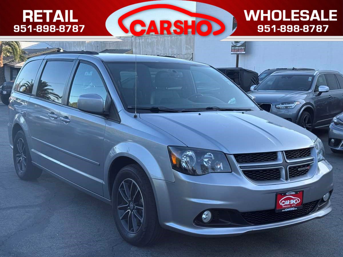 Used 2017 Dodge Grand Caravan GT image 1