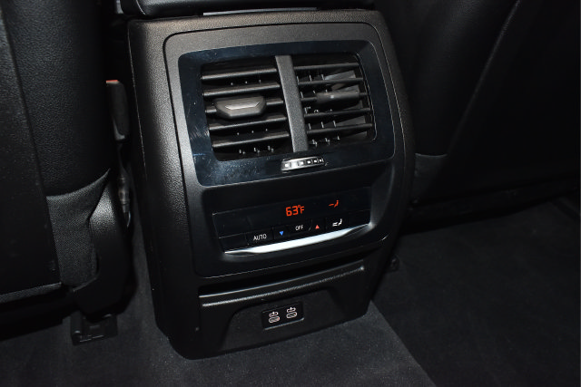 Used 2024 BMW X3 xDrive30i AWD/4WD image 12
