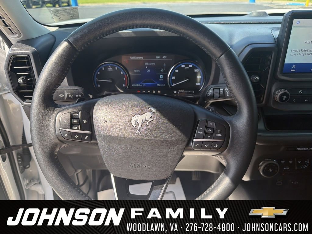 Used 2023 Ford Bronco Sport Badlands image 11
