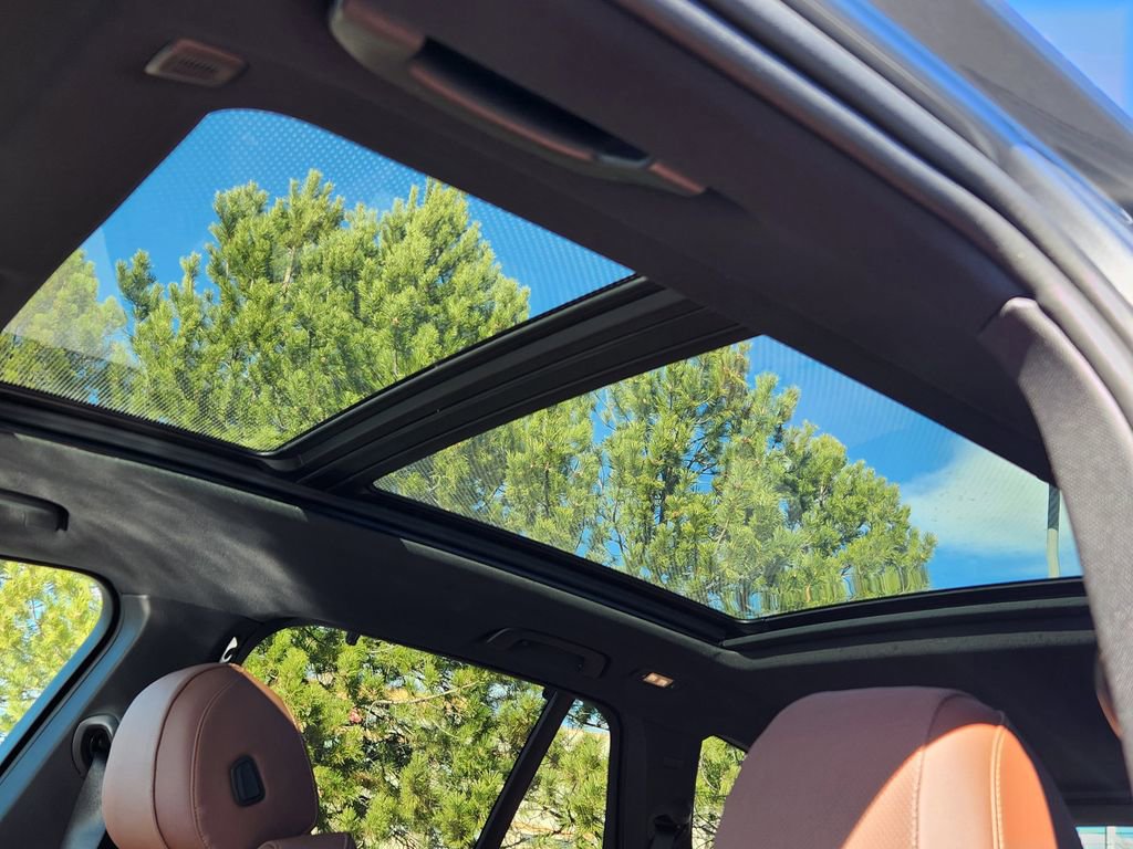 New 2026 BMW X5 xDrive50e w/ Executive Package image 19