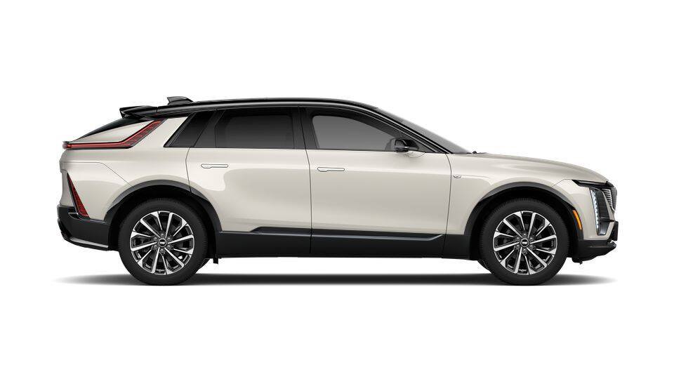 New 2027 Cadillac Lyriq Premium Sport w/ LPO, Floor Liner Package AWD/4WD image 17