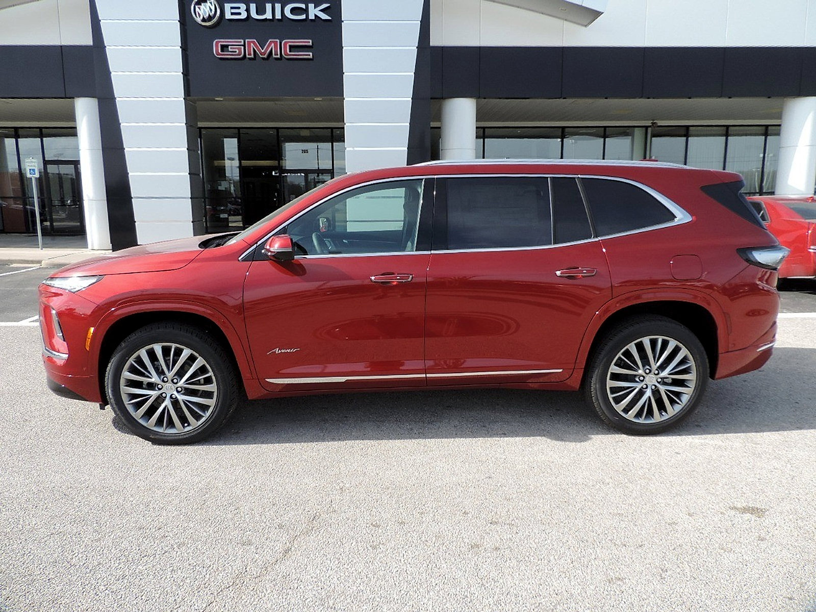 New 2026 Buick Enclave Avenir w/ Super Cruise Package image 8