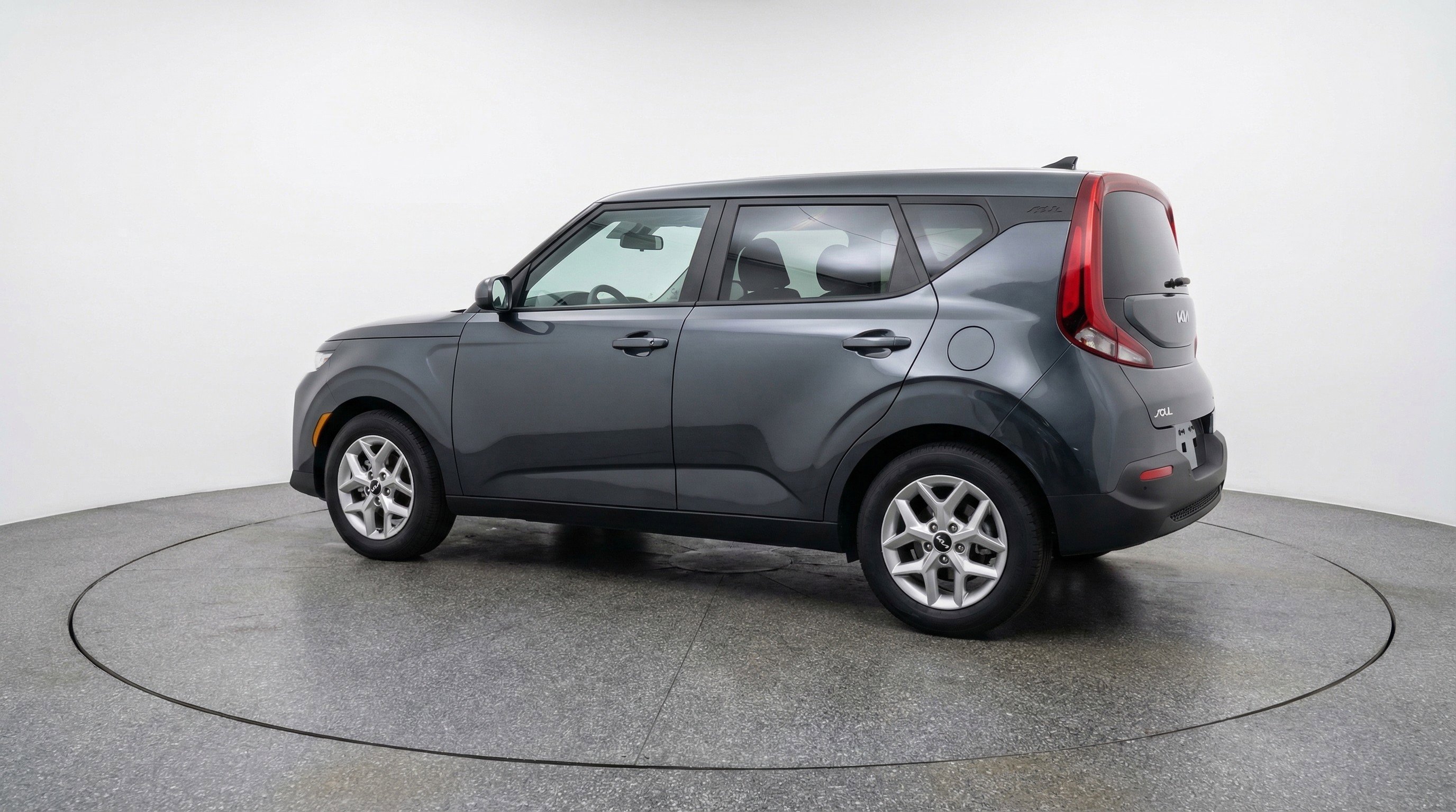 Used 2025 Kia Soul LX w/ LX Technology Package image 6