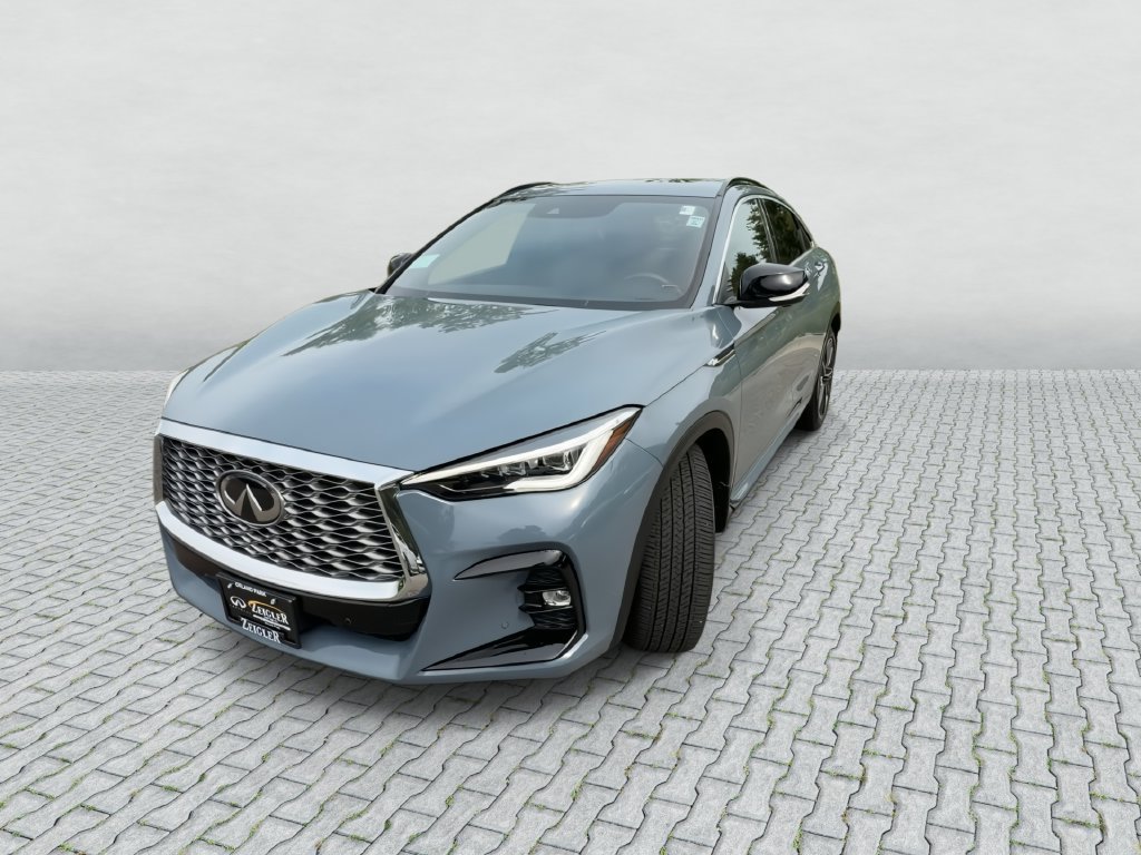 Certified 2025 INFINITI QX55 Essential AWD/4WD image 3