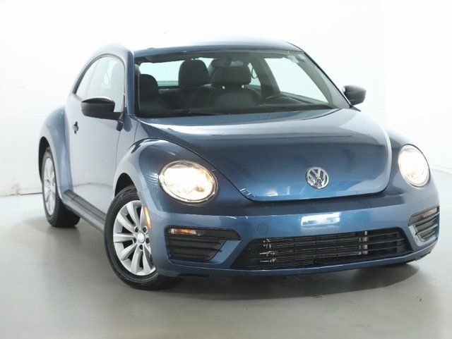 Used 2018 Volkswagen Beetle 2.0T S FWD image 2