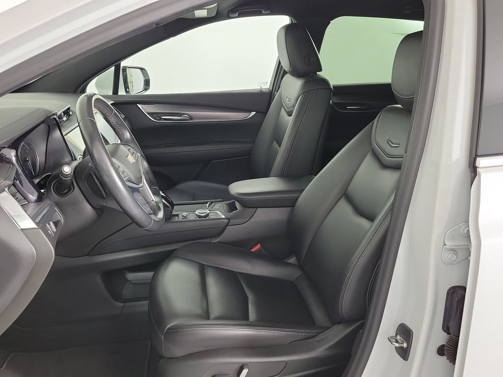 Used 2022 Cadillac XT5 Luxury FWD image 17