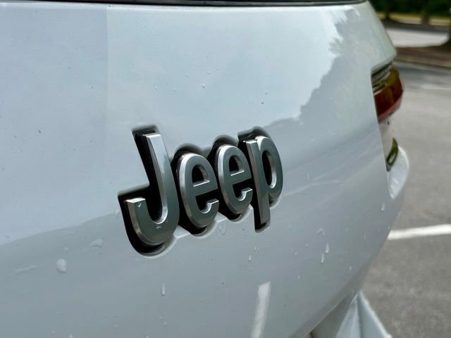 Used 2022 Jeep Grand Cherokee L Summit AWD/4WD image 15