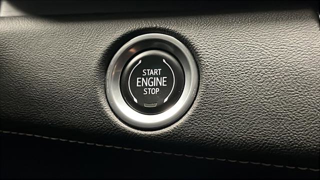 Used 2021 Cadillac Escalade Sport AWD/4WD image 15