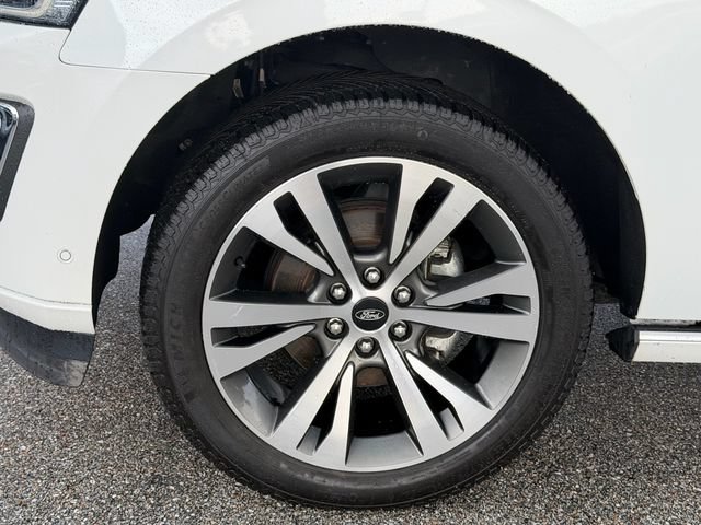 Used 2021 Ford Expedition Max Platinum RWD image 4