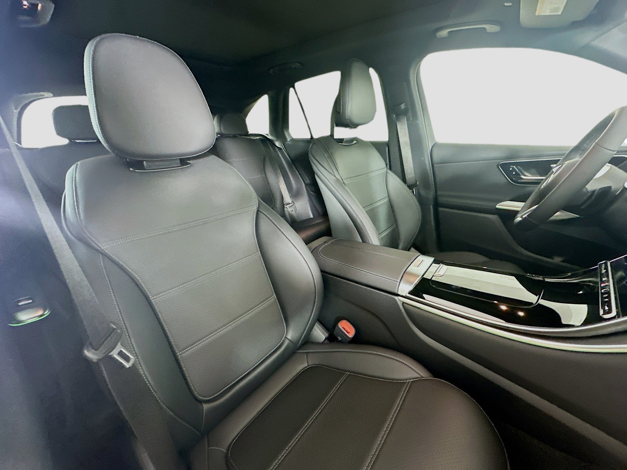 Certified 2026 Mercedes-Benz GLC 300 4MATIC image 38