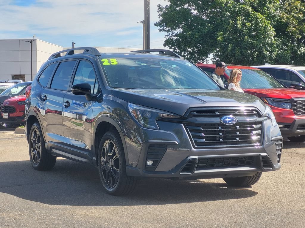 Used 2023 Subaru Ascent Onyx Edition AWD/4WD image 3