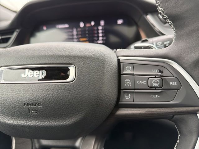 New 2026 Jeep Grand Cherokee Altitude image 25