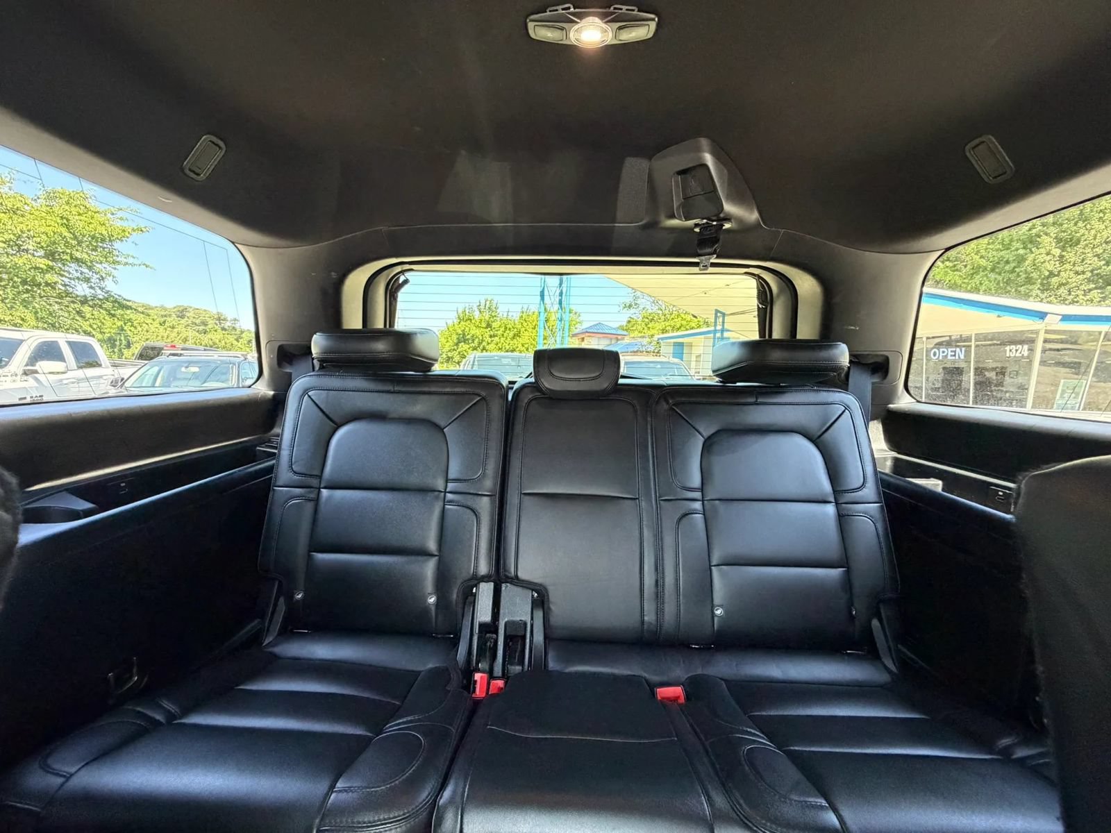 Used 2018 Lincoln Navigator Reserve w/ Technology Package AWD/4WD image 35