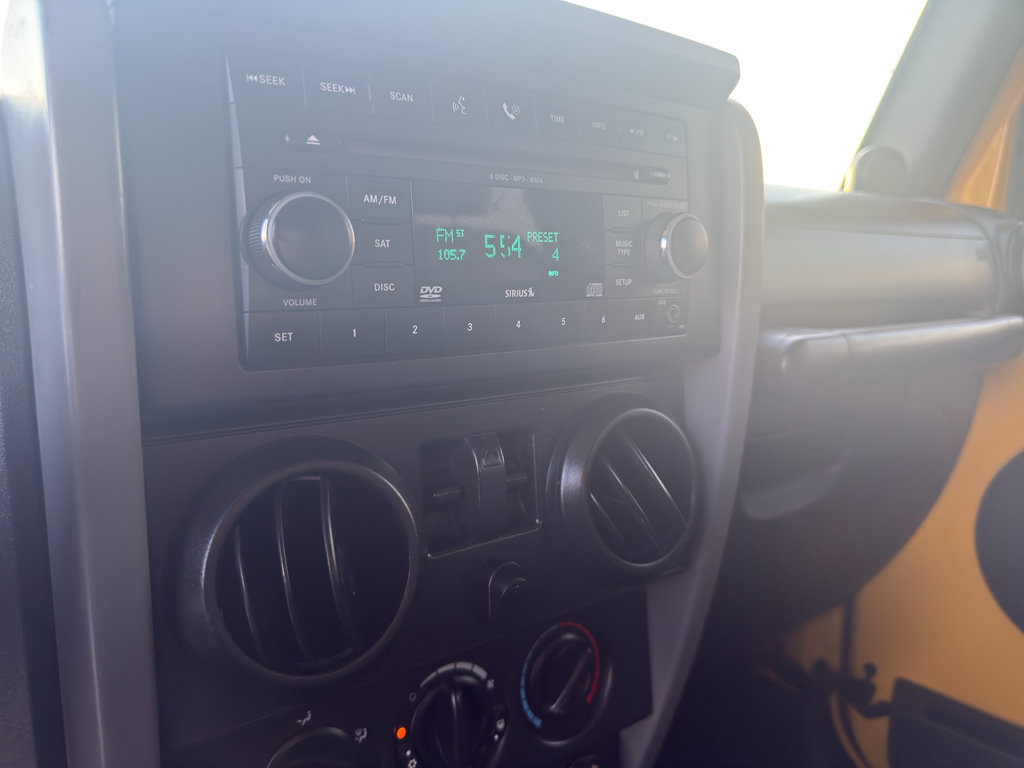 Used 2008 Jeep Wrangler Rubicon w/ Dual Top Group AWD/4WD image 17