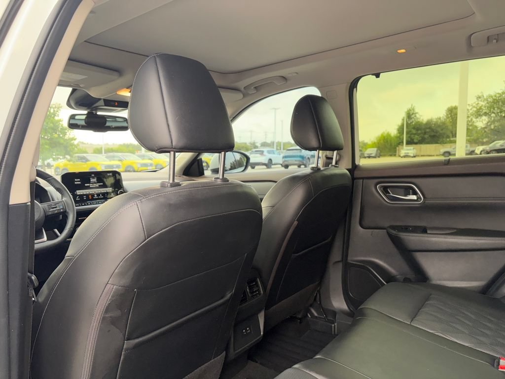 Certified 2023 Nissan Rogue Platinum FWD image 24