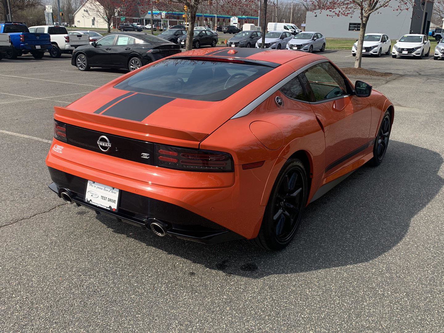 Certified 2024 Nissan Z Performance w/ Heritage Edition image 5