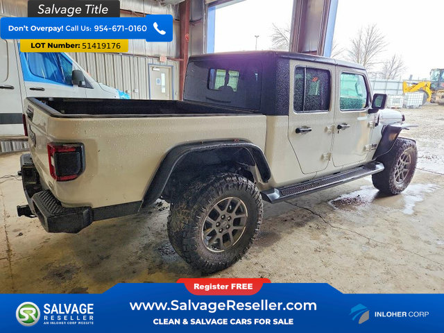 Used 2020 Jeep Gladiator Overland AWD/4WD image 4
