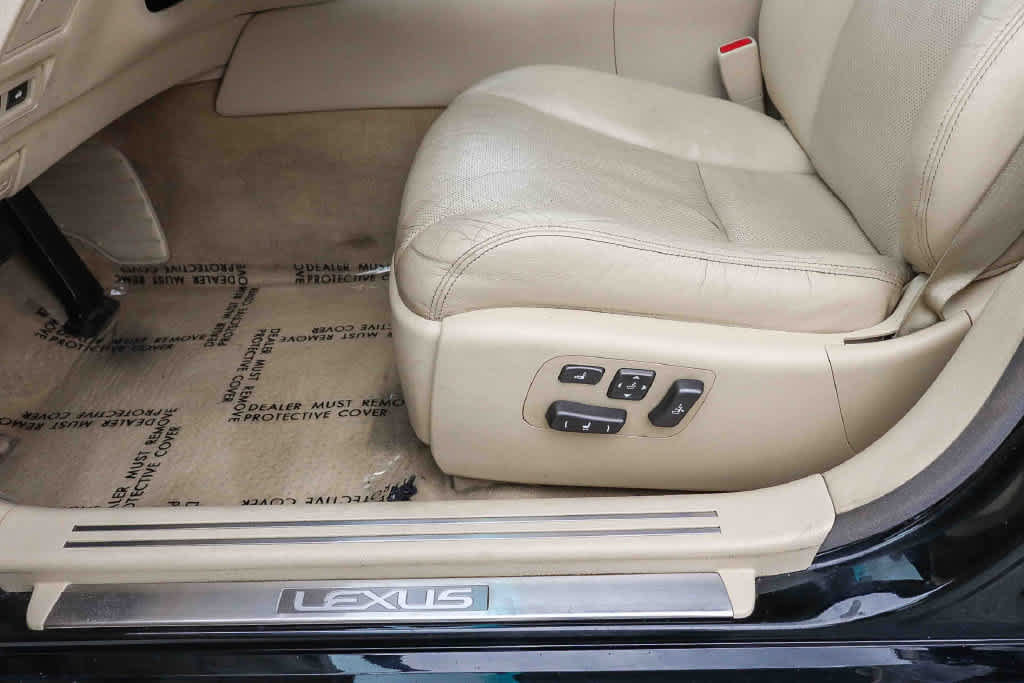 Used 2012 Lexus LS 460 w/ Luxury Value Edition RWD image 21