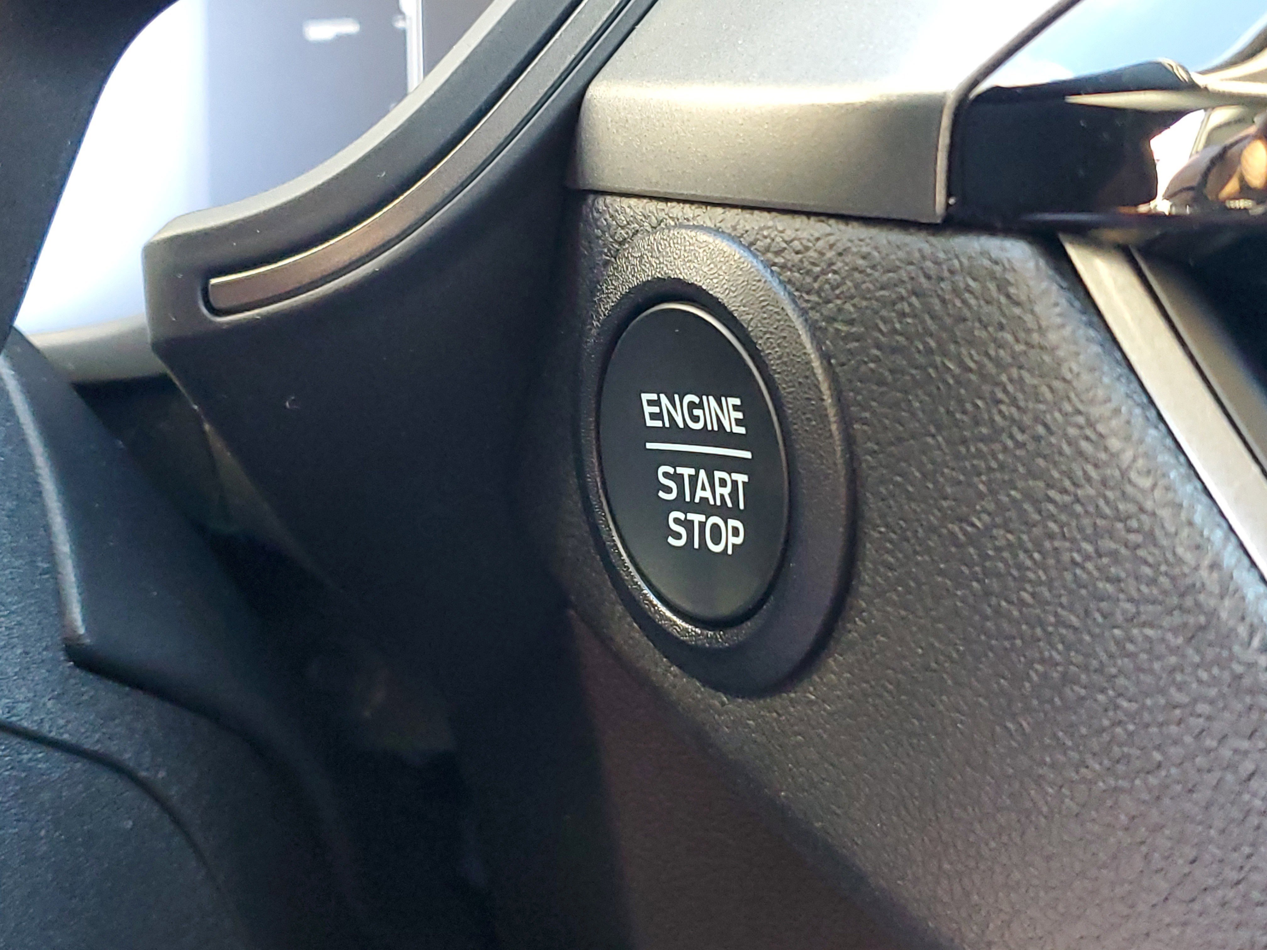 Used 2025 Ford Escape Active image 13